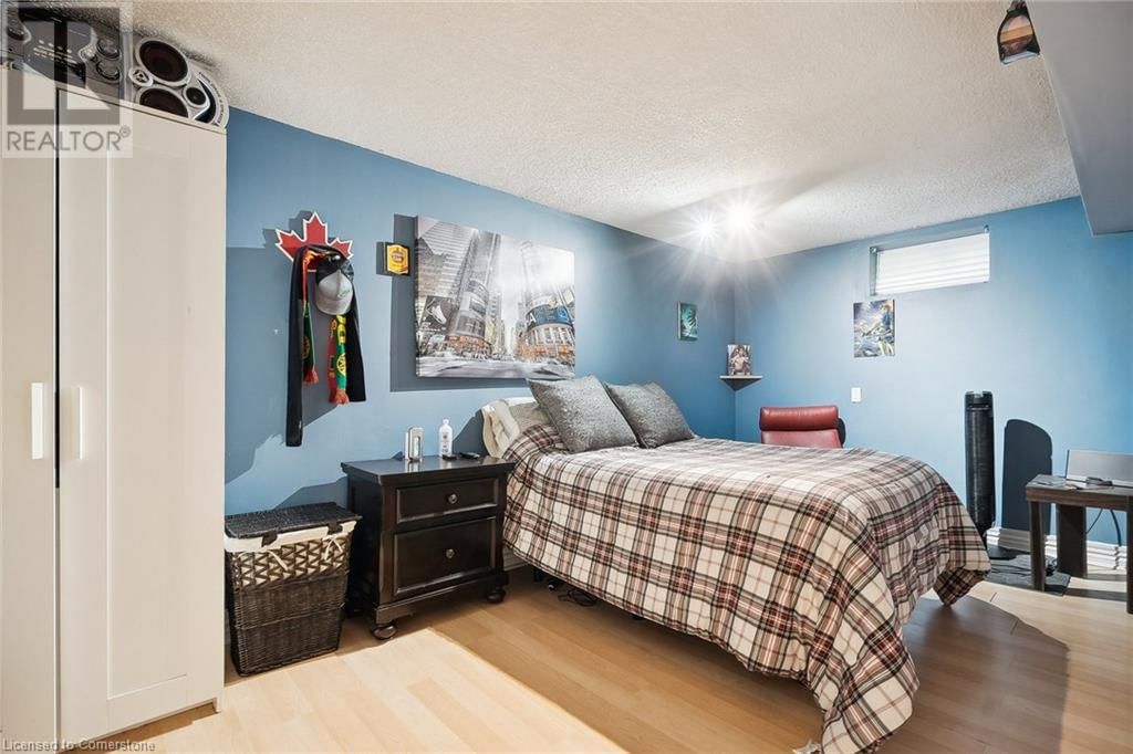 1369 ROYLEN ROAD Image 29