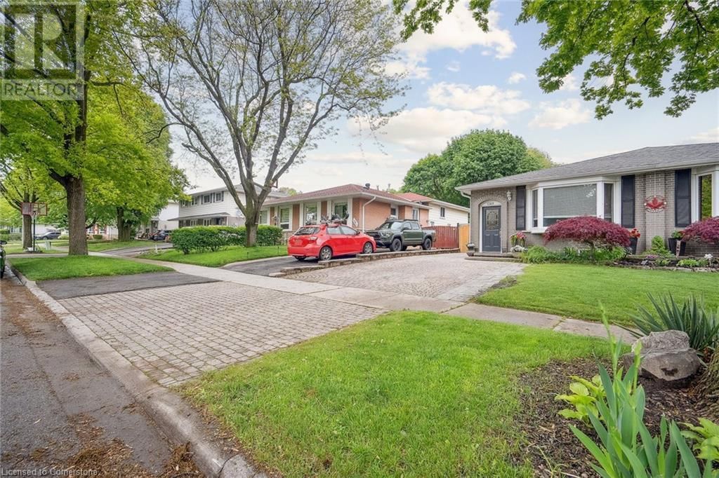 1369 ROYLEN ROAD Image 3