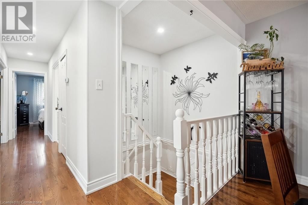 1369 ROYLEN ROAD Image 7