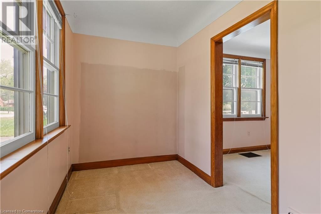 668 HARVEST ROAD Image 18