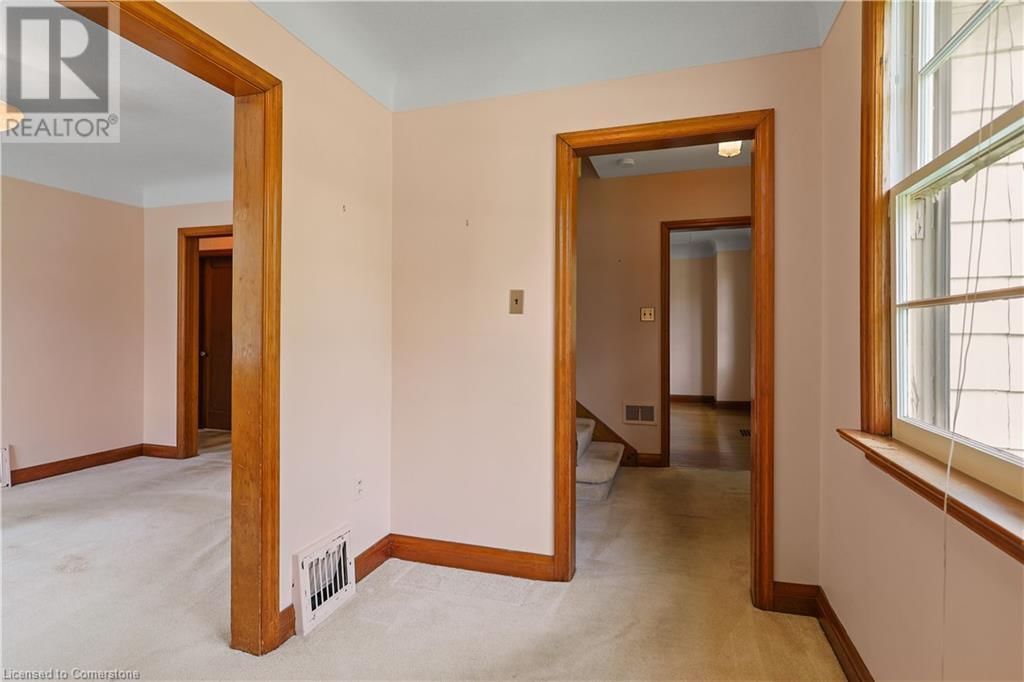 668 HARVEST ROAD Image 19