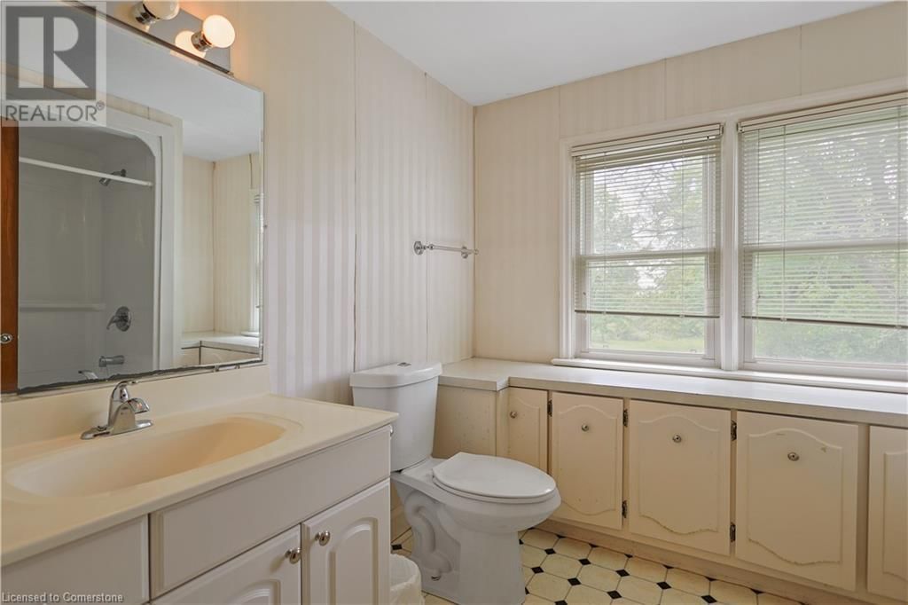 668 HARVEST ROAD Image 27