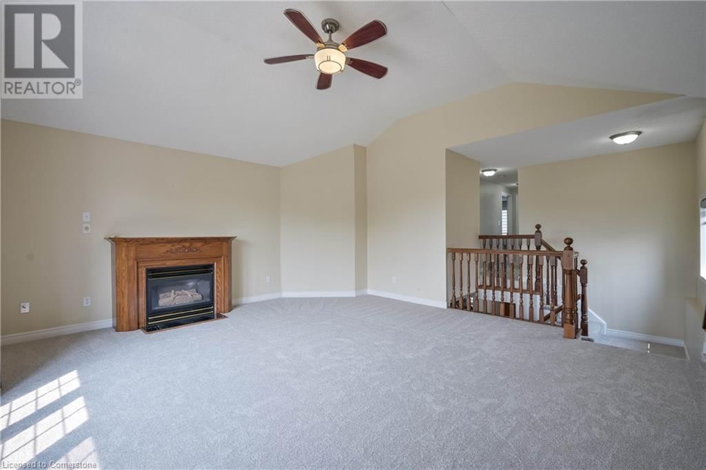 10 QUEEN CHARLOTTE CRESCENT Image 18