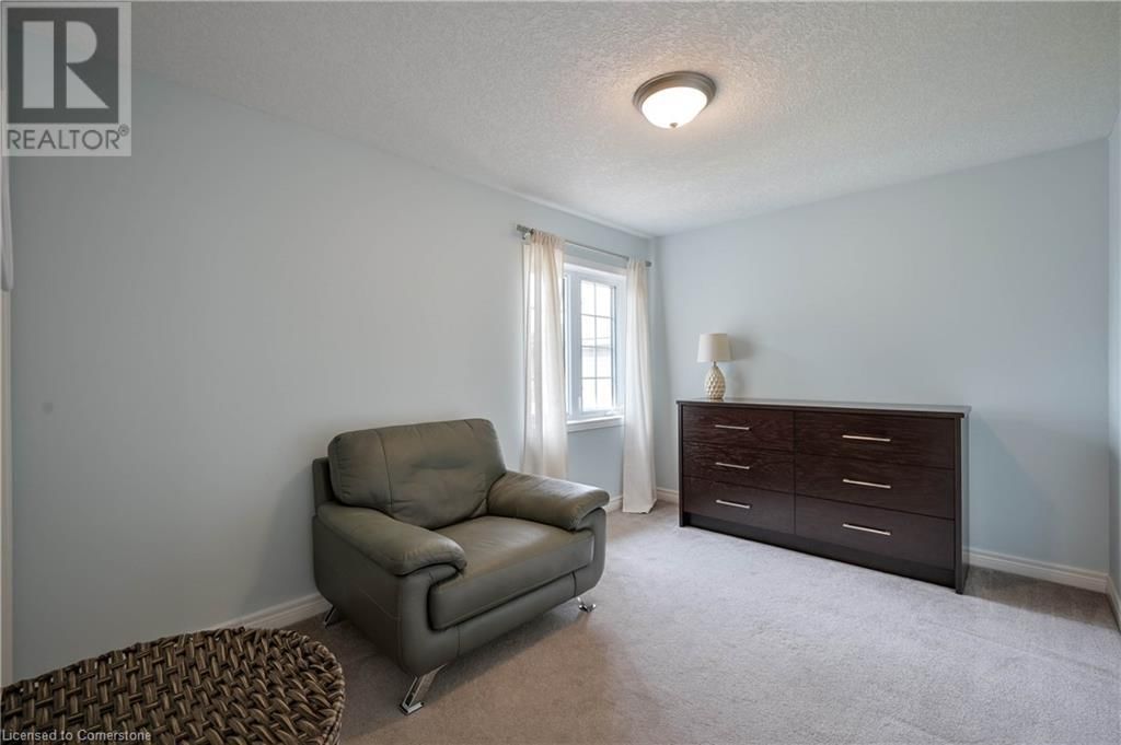 10 QUEEN CHARLOTTE CRESCENT Image 26