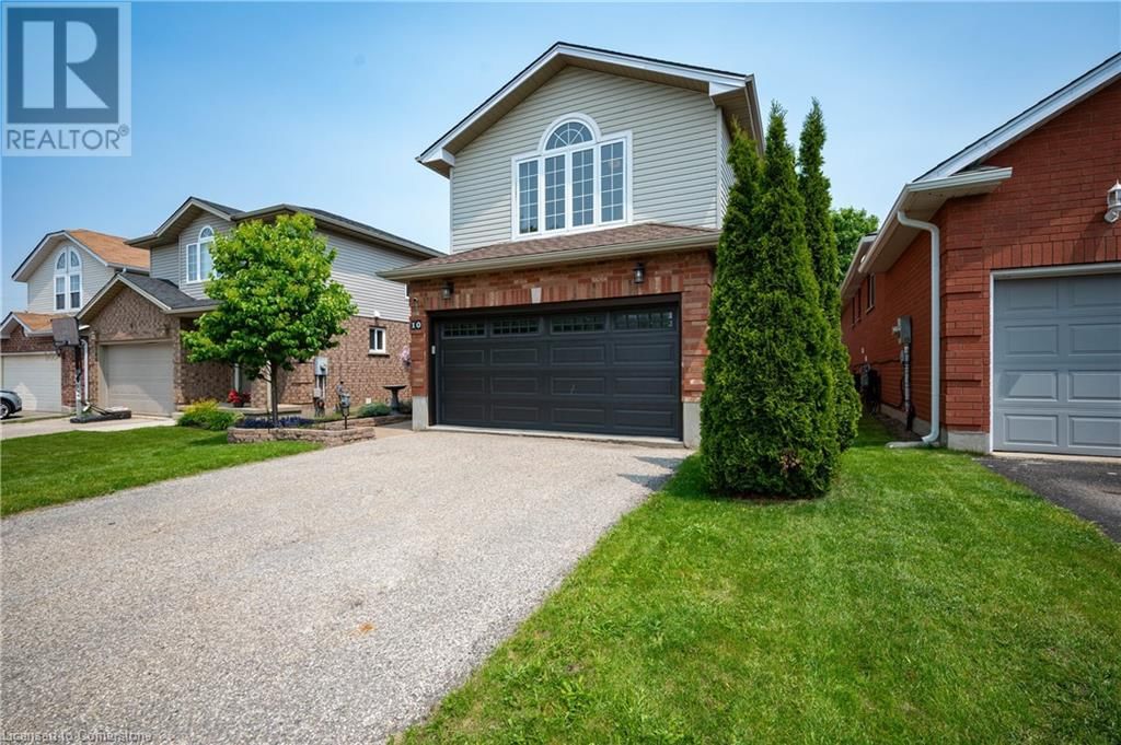 10 QUEEN CHARLOTTE CRESCENT Image 4