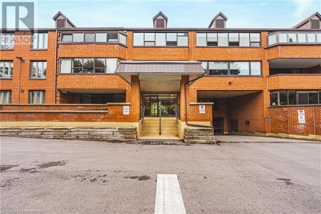 215 - 150 WILSON STREET Image 2