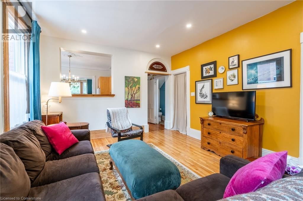52 BARTON STREET WEST Image 11