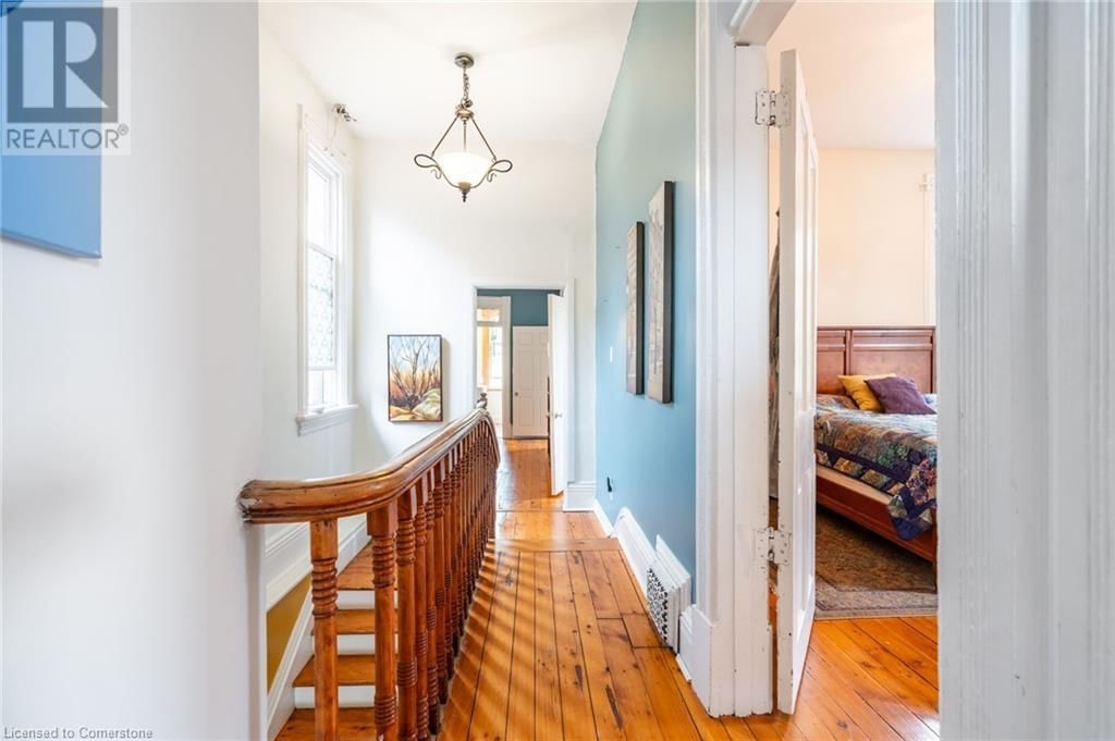 52 BARTON STREET WEST Image 15