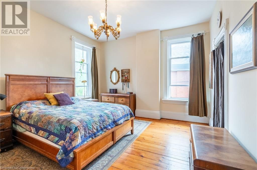 52 BARTON STREET WEST Image 18