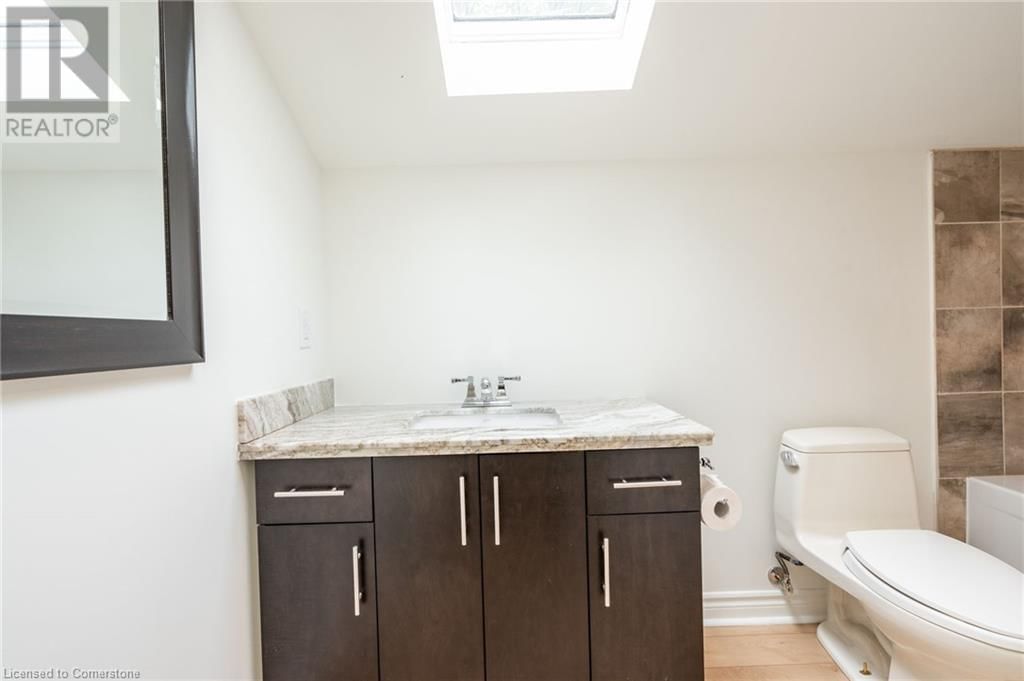 52 BARTON STREET WEST Image 38
