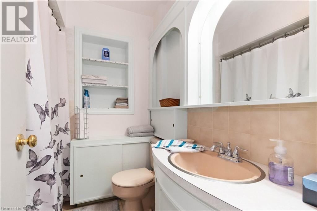 116 TERRACE HILL STREET Image 31