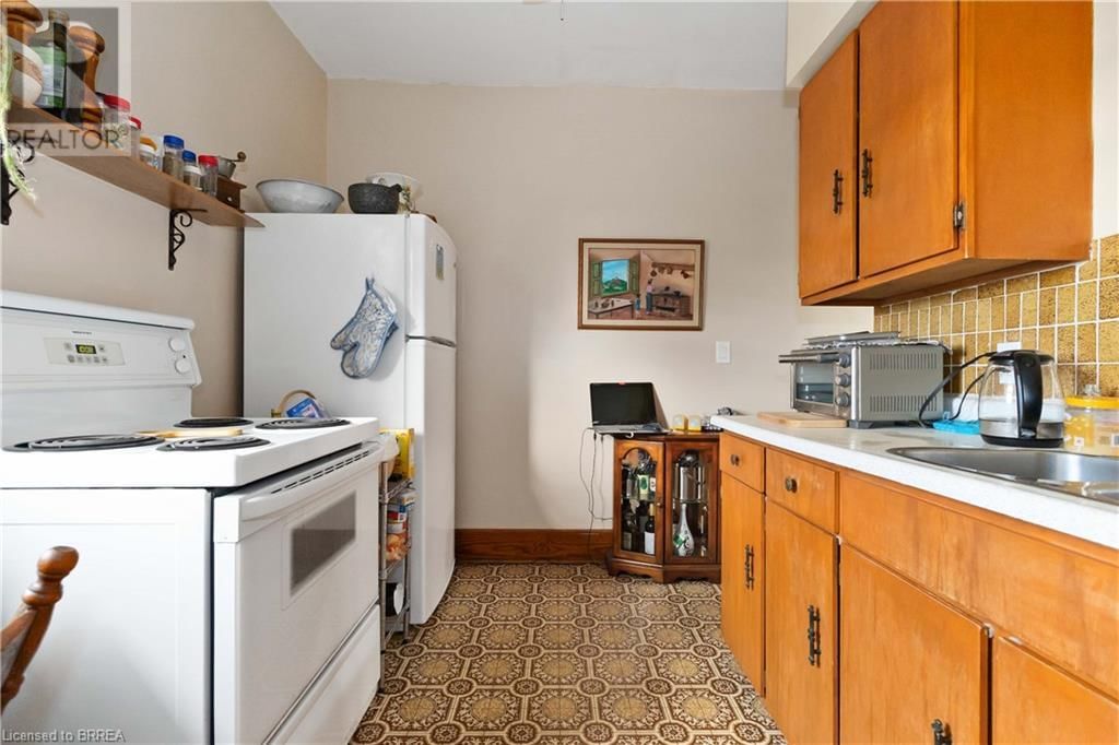 116 TERRACE HILL STREET Image 9