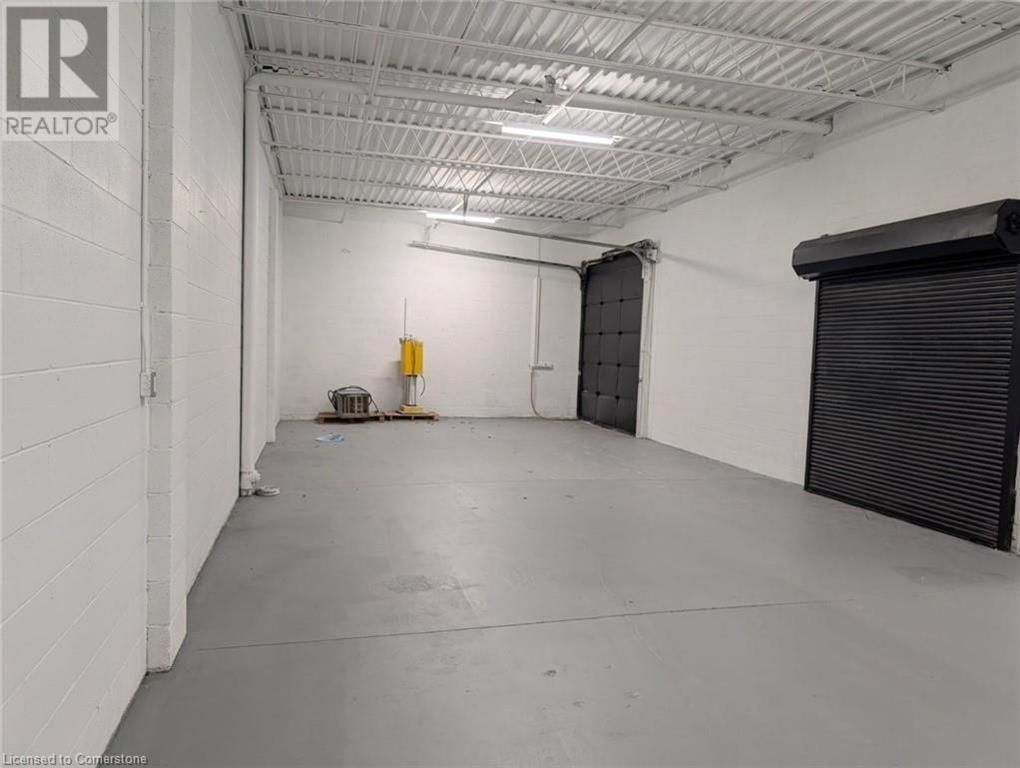 1 - 6 COMMUNITY AVENUE Image 3