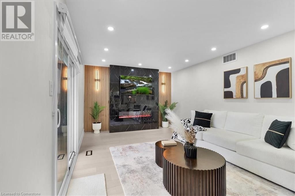 57 SPRINGMOUNT DRIVE Image 13
