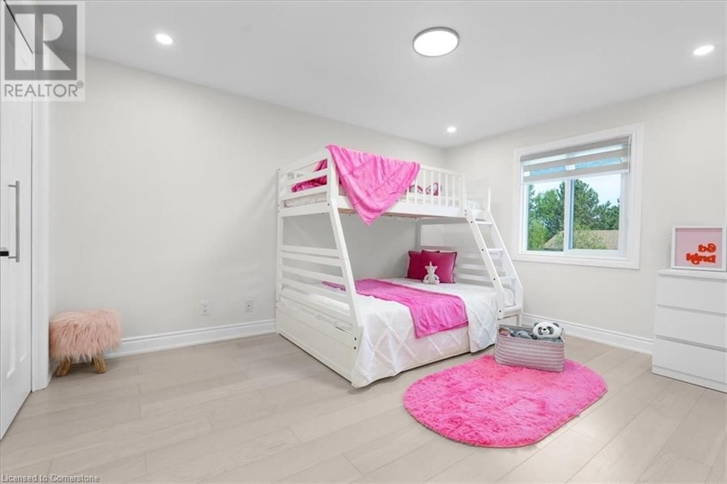 57 SPRINGMOUNT DRIVE Image 28