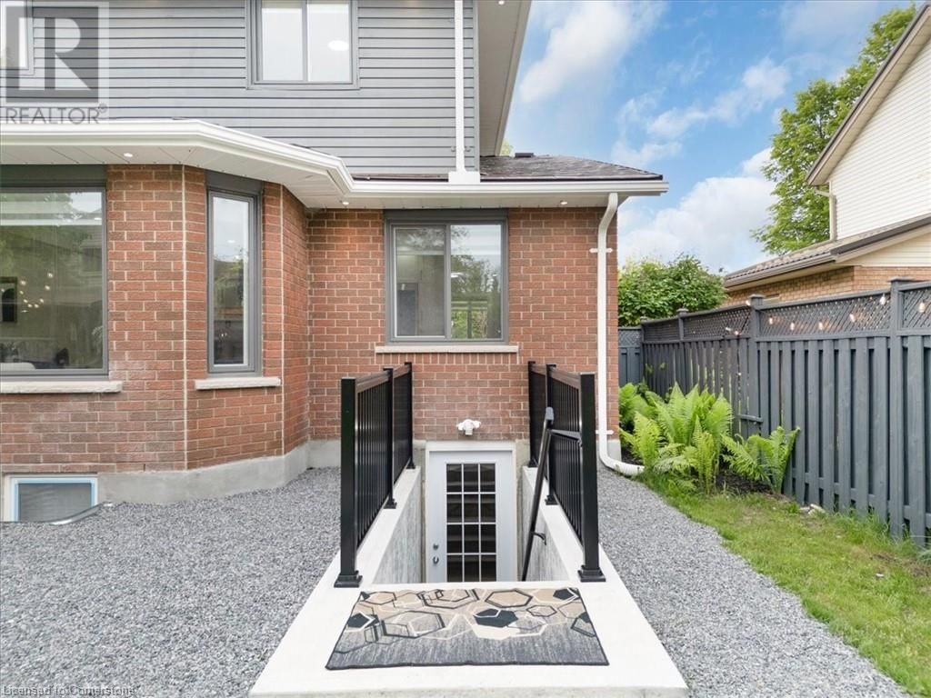 57 SPRINGMOUNT DRIVE Image 44