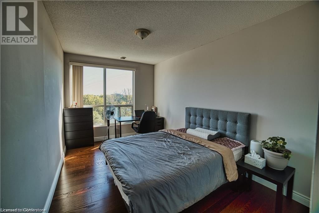 702 - 255 KEATS WAY Image 12