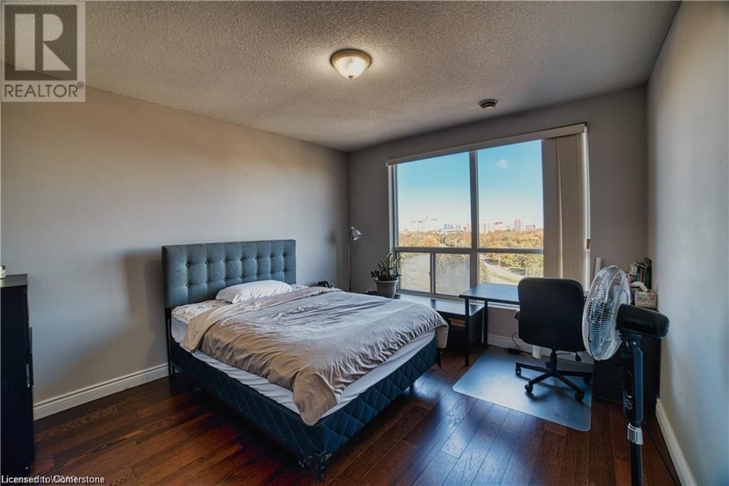 702 - 255 KEATS WAY Image 14