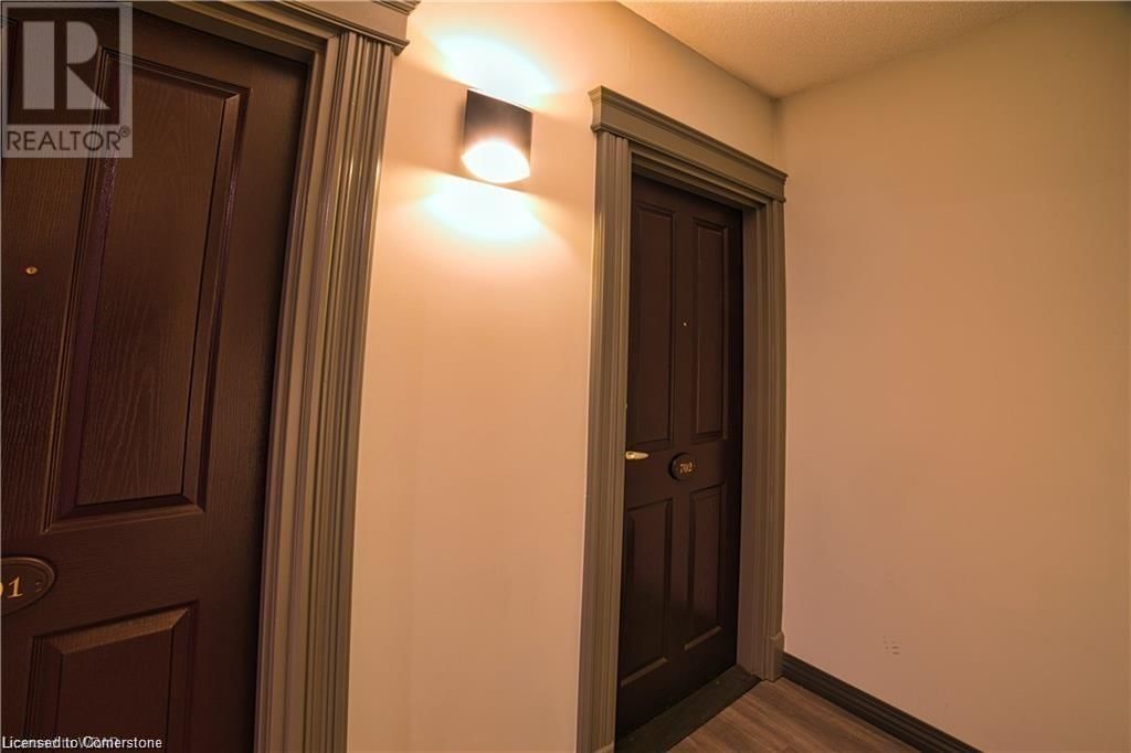 702 - 255 KEATS WAY Image 5