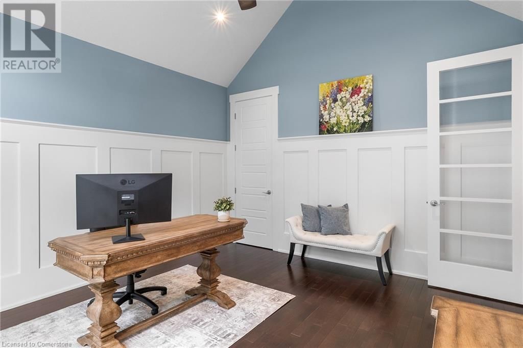 303 TERRACE WOOD CRESCENT Image 30