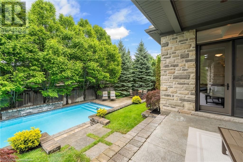 303 TERRACE WOOD CRESCENT Image 45