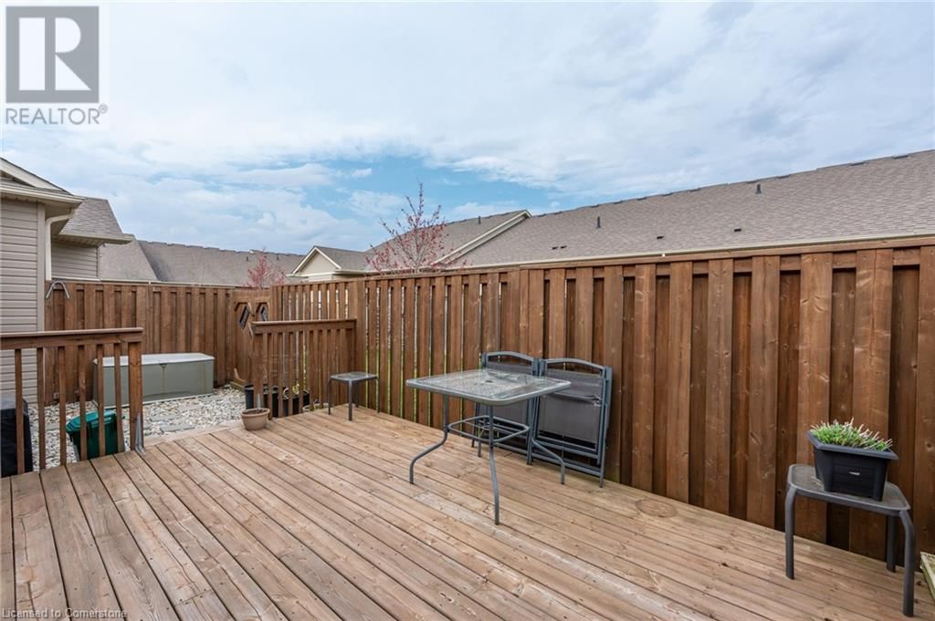 21 STICKLAND LANE Image 32