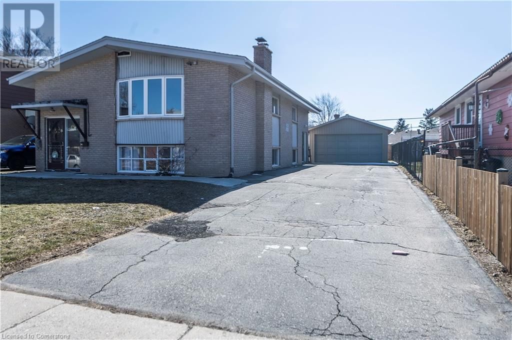 1 - 53 OBERMEYER DRIVE Image 1