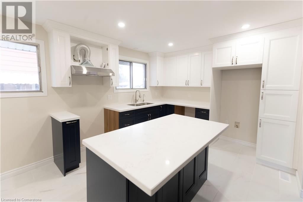 1 - 53 OBERMEYER DRIVE Image 3