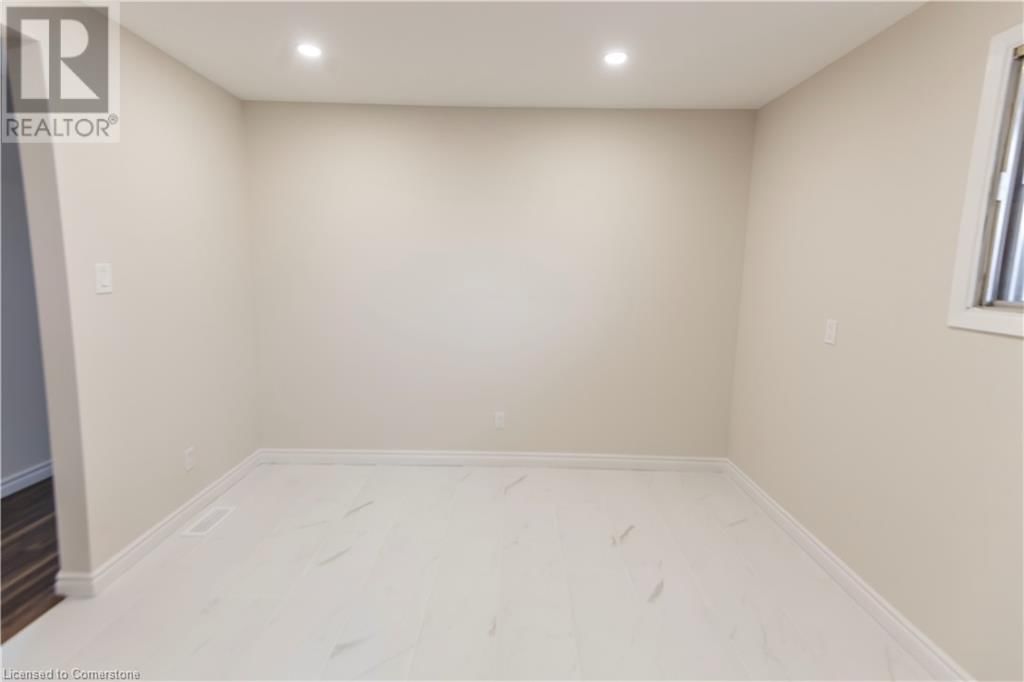 1 - 53 OBERMEYER DRIVE Image 4