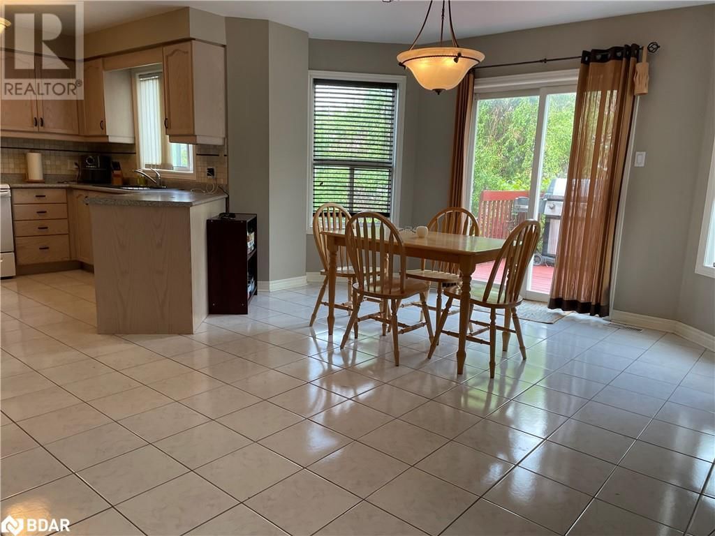 23 NIGHTINGALE CRESCENT Image 4
