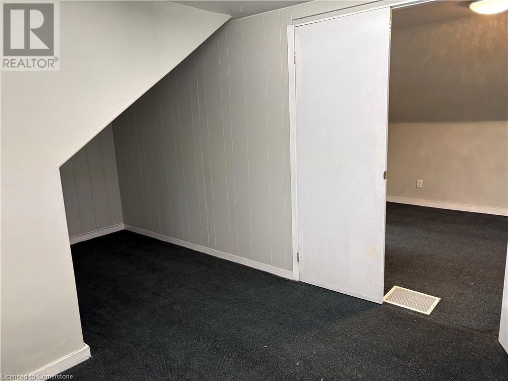 269 MAIN STREET WEST Image 11