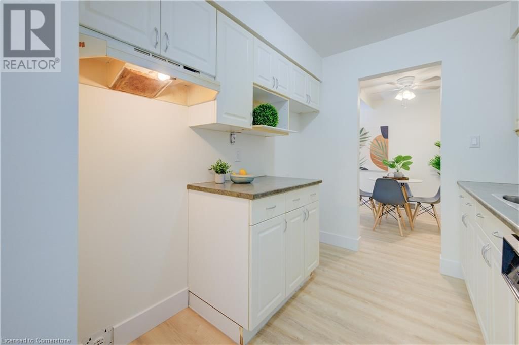 3 - 524 BEECHWOOD DRIVE Image 13