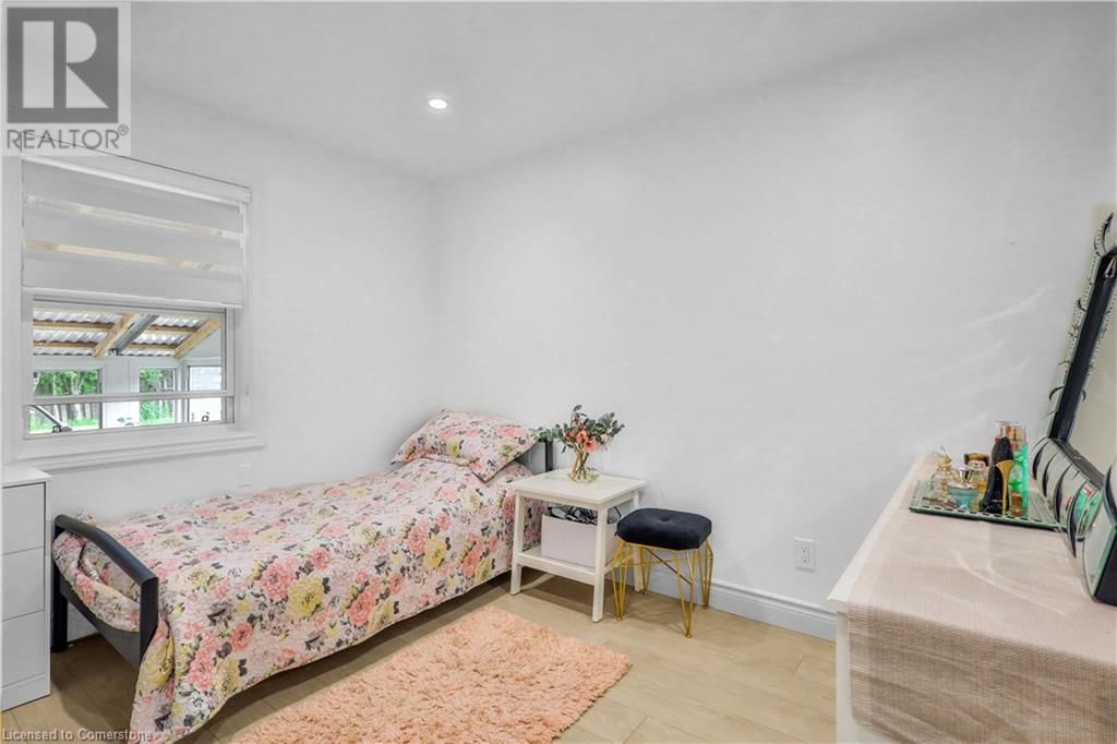 79 CASTLEFIELD DRIVE Image 16