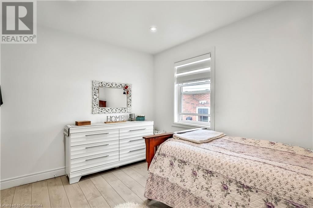 79 CASTLEFIELD DRIVE Image 18