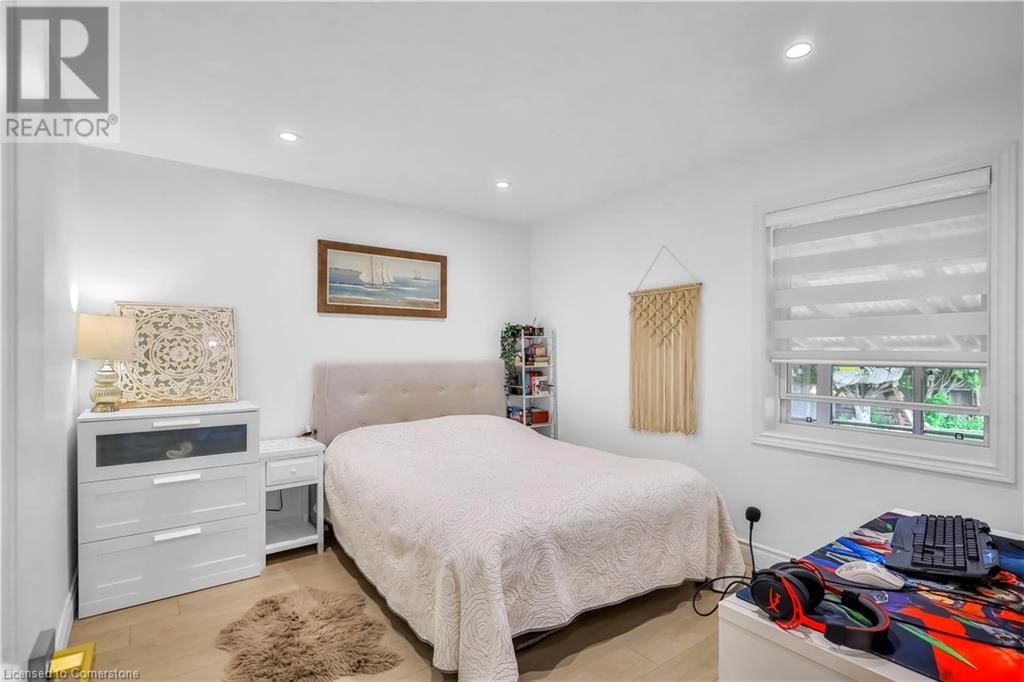 79 CASTLEFIELD DRIVE Image 19