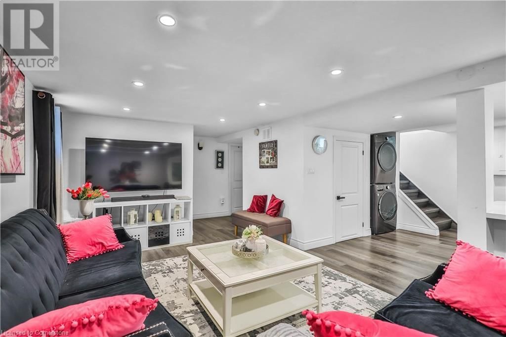 79 CASTLEFIELD DRIVE Image 28