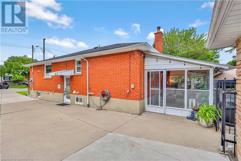 79 CASTLEFIELD DRIVE Image 36