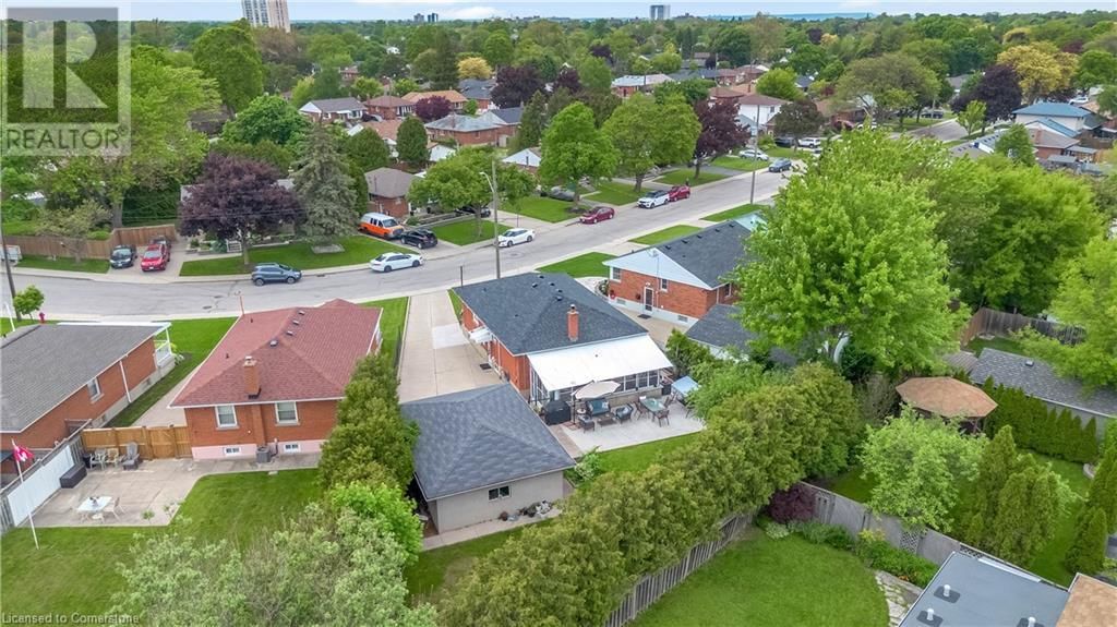 79 CASTLEFIELD DRIVE Image 47