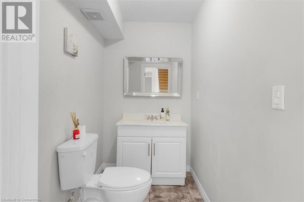 233 NORMANHURST AVENUE Image 10