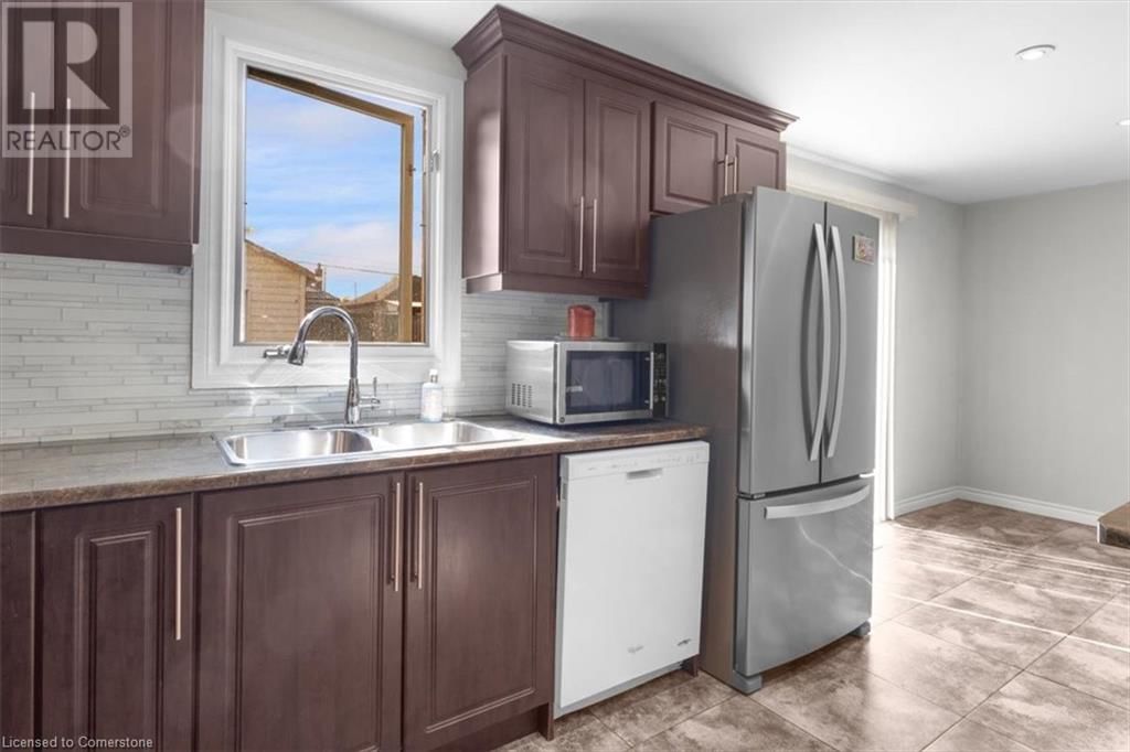 233 NORMANHURST AVENUE Image 16