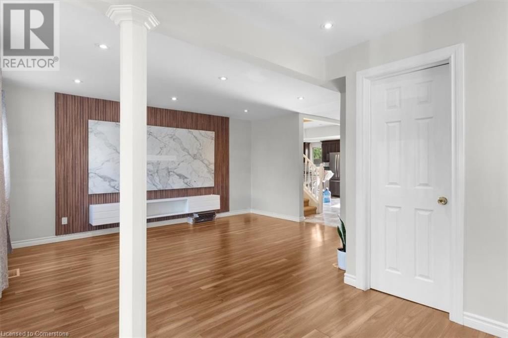 233 NORMANHURST AVENUE Image 8