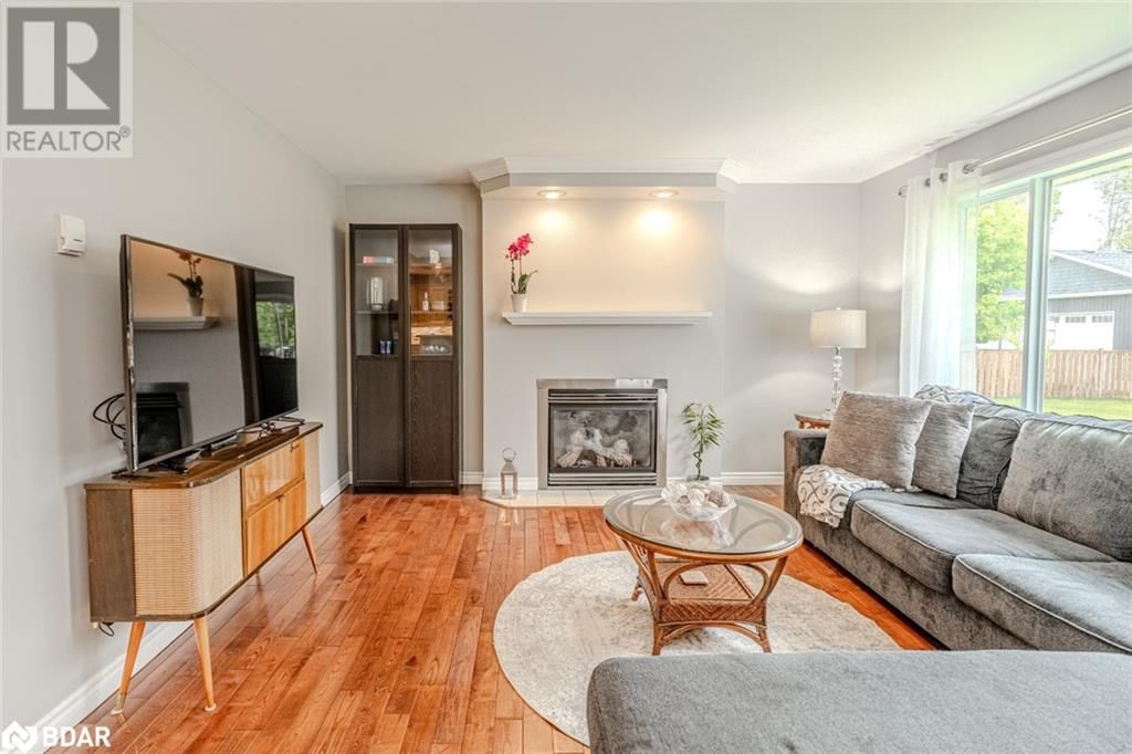 4653 KURTIS DRIVE Image 4