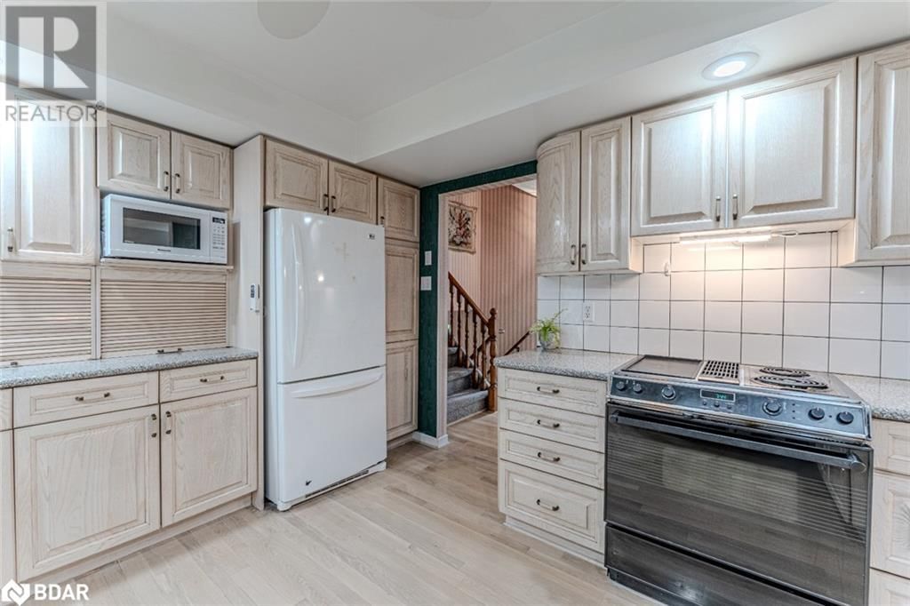 3384 DOBSON ROAD Image 4
