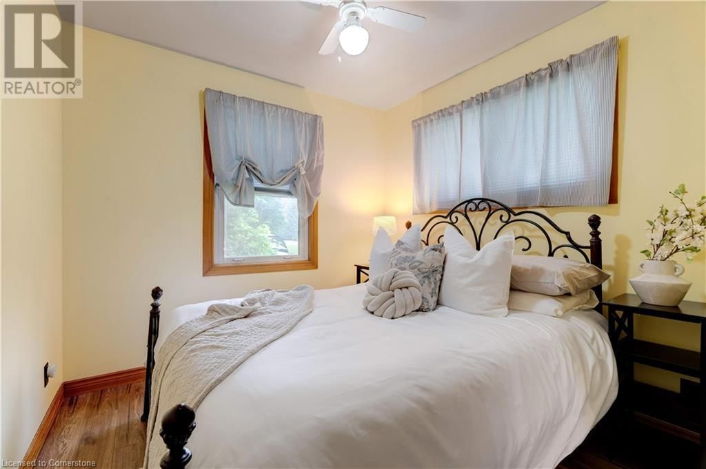 401 LYNDEN ROAD Image 24