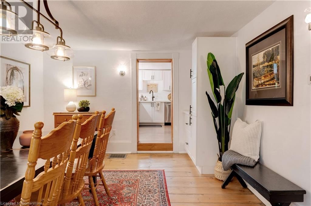 401 LYNDEN ROAD Image 7