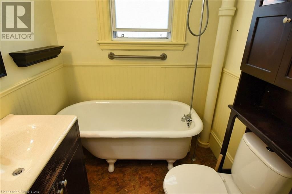 145 ORKNEY STREET EAST Image 25