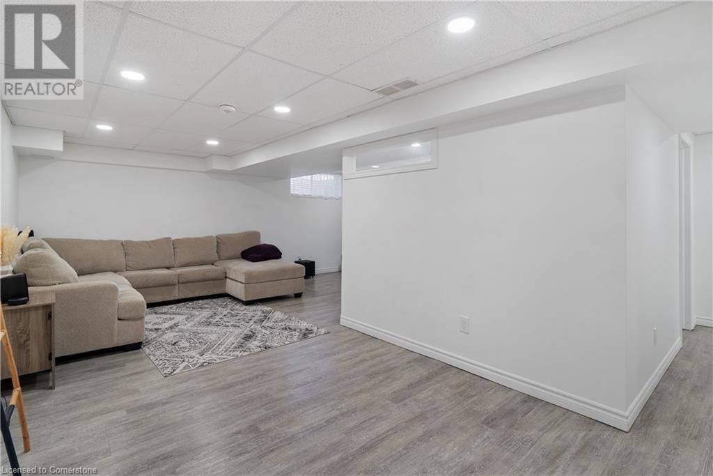 524 SNOWDROP COURT Image 31