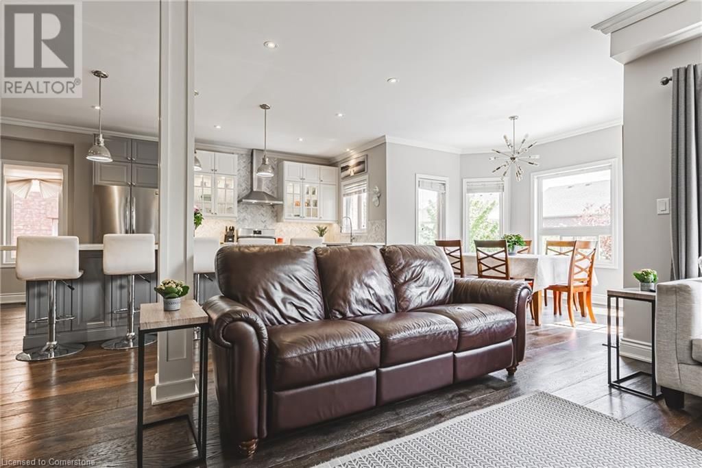 19 GWYN COURT Image 17