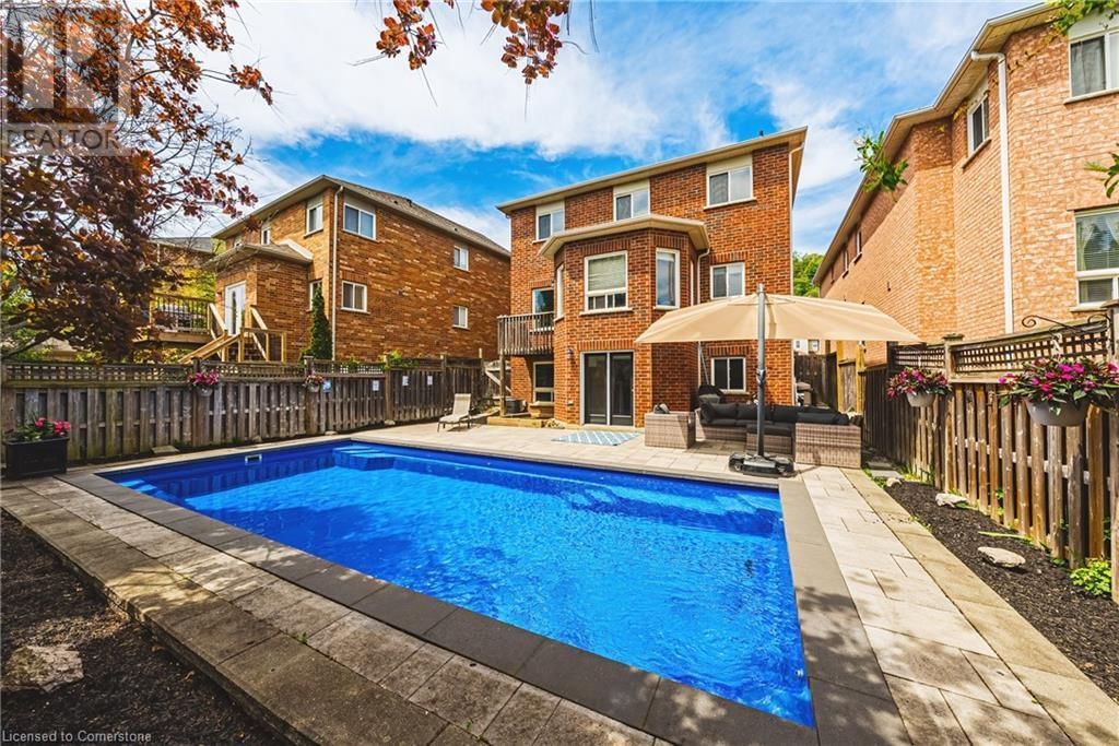 19 GWYN COURT Image 47