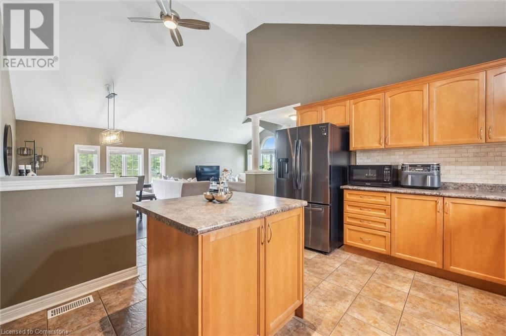 72 MCARTHUR DRIVE Image 22